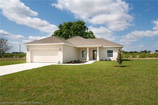 633 S Palmdale Ave, Avon Park, FL 33825