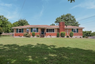 3905 Oxbow Dr, Nashville, TN 37207