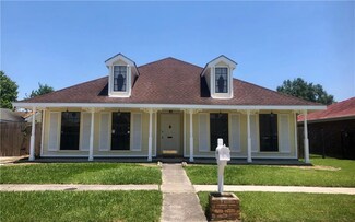 2565 Jarrot Dr, Marrero, LA 70072