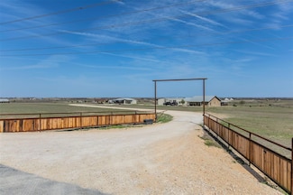 3200 County Road 320, Granger, TX 76530