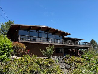 21030 6th Ave S, Des Moines, WA 98198