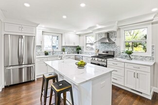 52-54 Walker St Unit 52, Newton, MA 02460