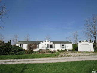 14401 134th Ave W, Taylor Ridge, IL 61284