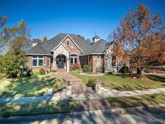 7406 Creek Ridge Ln, Edwardsville, IL 62025