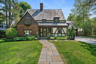 12 Cotton St, Newton, MA 02458