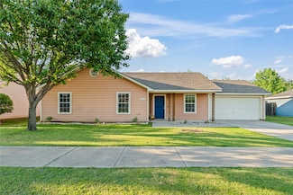 2813 Dana Ln, Denton, TX 76209