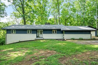 1450 Keesee Rd, Clarksville, TN 37040