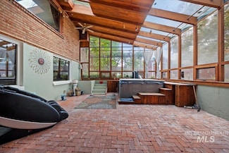 385 Sunrise Blvd N, Twin Falls, ID 83301