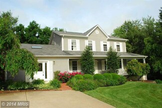 4704 Marymead Dr, Fairfax, VA 22030