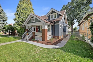 3036 N 38th St, Milwaukee, WI 53210