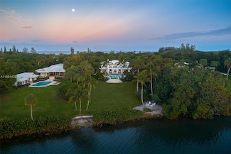 320 S Beach Rd, Hobe Sound, FL 33455