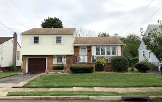 29 Carolynn Rd, Elizabeth, NJ 07201