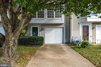 9263 Kristy Dr, Manassas Park, VA 20111