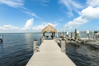 6 North Dr, Key Largo, FL 33037