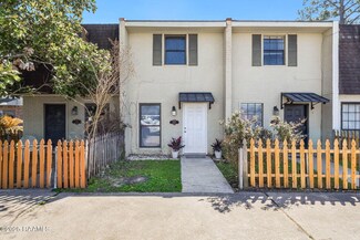 2417 Robley Dr, Lafayette, LA 70503