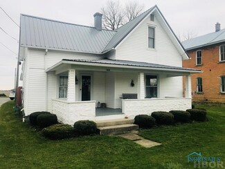 404 N Main St, Nevada, OH 44849
