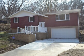 611 Delong Ave, Council Bluffs, IA 51503
