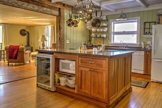 149 Dix Ln, Whitingham, VT 05361