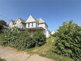 725 15th St, Niagara Falls, NY 14301