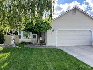426 Carriage Ln, Twin Falls, ID 83301