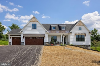 136 Stillcreek Rd, Millersville, PA 17551