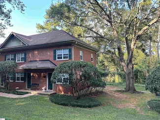 11 Faris Cir, Greenville, SC 29605