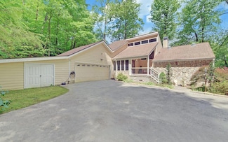 321 Call Wright Rd, Ellijay, GA 30540