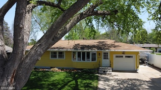2828 Matilda St, Saint Paul, MN 55113