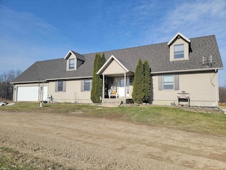 5223 Frontier Rd, Avoca, MI 48006