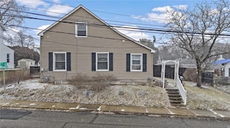 353 5th St, Whitehall, PA 18052