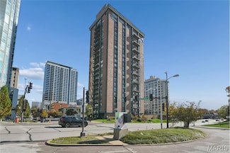 200 S Brentwood Blvd Unit 7E, Saint Louis, MO 63105