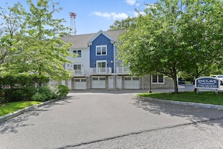 12 Willard Rd Unit 4, Norwalk, CT 06851