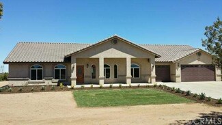 12622 Belmont Rd, Oak Hills, CA 92344