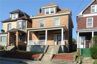32 Oakwood Rd, Pittsburgh, PA 15205