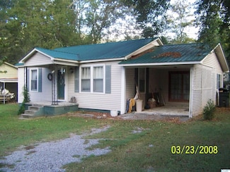 411 Ponroy St, Scottsboro, AL 35768