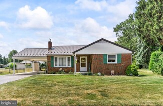 1405 W Church St, Hagerstown, MD 21740