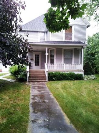 704 E Honeywell Ave, Hoopeston, IL 60942