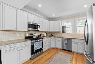 160 Washington St Unit 1, Hyde Park, MA 02136