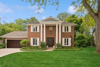 1600 Riverside Ct, Glenview, IL 60025
