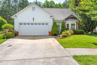 8800 Providence Ridge Ct, North Chesterfield, VA 23236