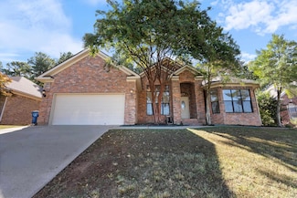 116 Orleans Dr, Maumelle, AR 72113