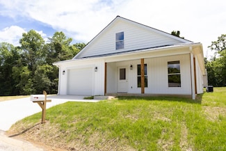 416 Chambersville St, Lynchburg, VA 24503