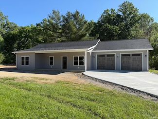 3417 S Knightridge Rd, Bloomington, IN 47401
