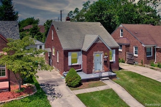 21241 Redmond Ave, Eastpointe, MI 48021