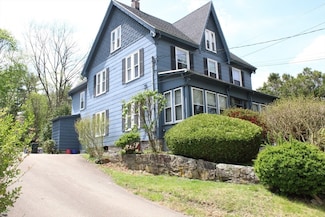26 Rutland St, Hudson, MA 01749