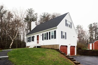 17 Greenacre Dr, York, ME 03909