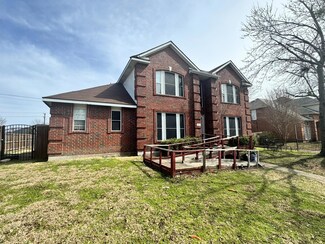 4610 Clay Dr, Rowlett, TX 75088