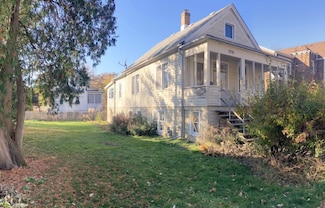 2716 Ewing Ave, Evanston, IL 60201