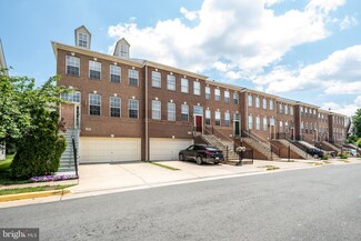 2619 Tarleton Corner Dr, Herndon, VA 20171
