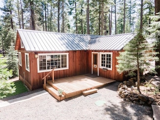 26842 Forest Park Ln, Klamath Falls, OR 97601